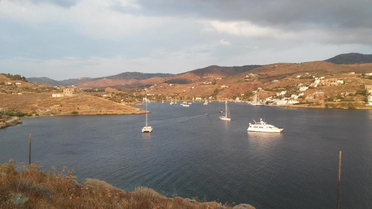 Kea Island Appartement Korissia  Buitenkant foto