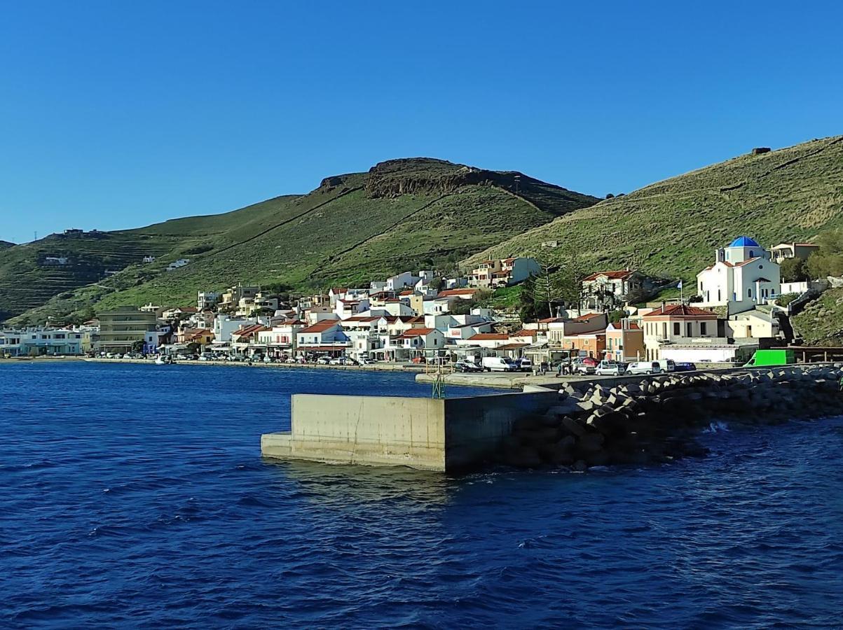 Kea Island Appartement Korissia  Buitenkant foto