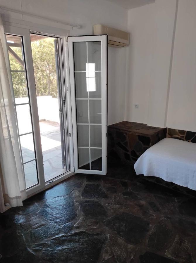 Kea Island Appartement Korissia  Buitenkant foto