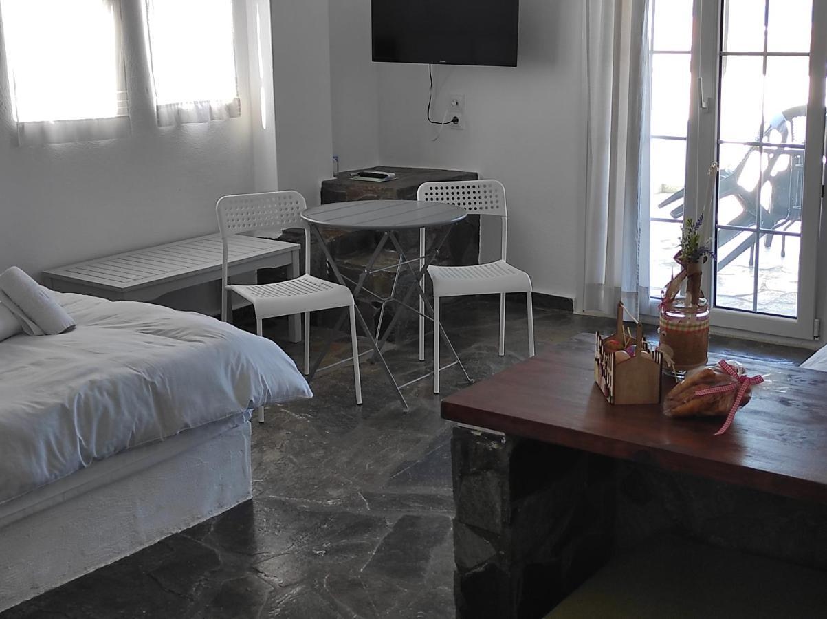 Kea Island Appartement Korissia  Buitenkant foto