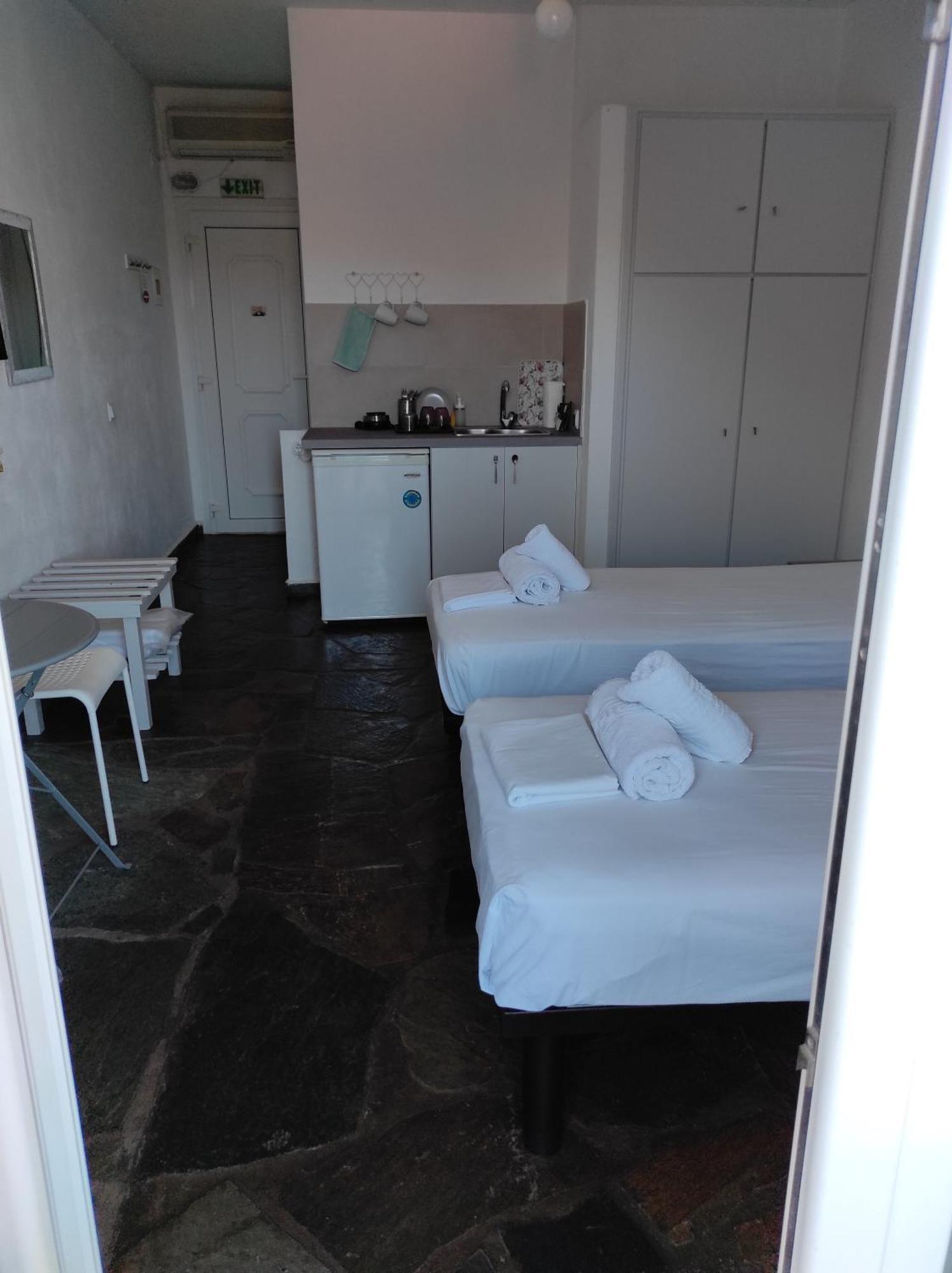 Kea Island Appartement Korissia  Buitenkant foto